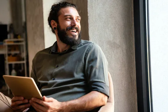 企业高管或资深技术专家